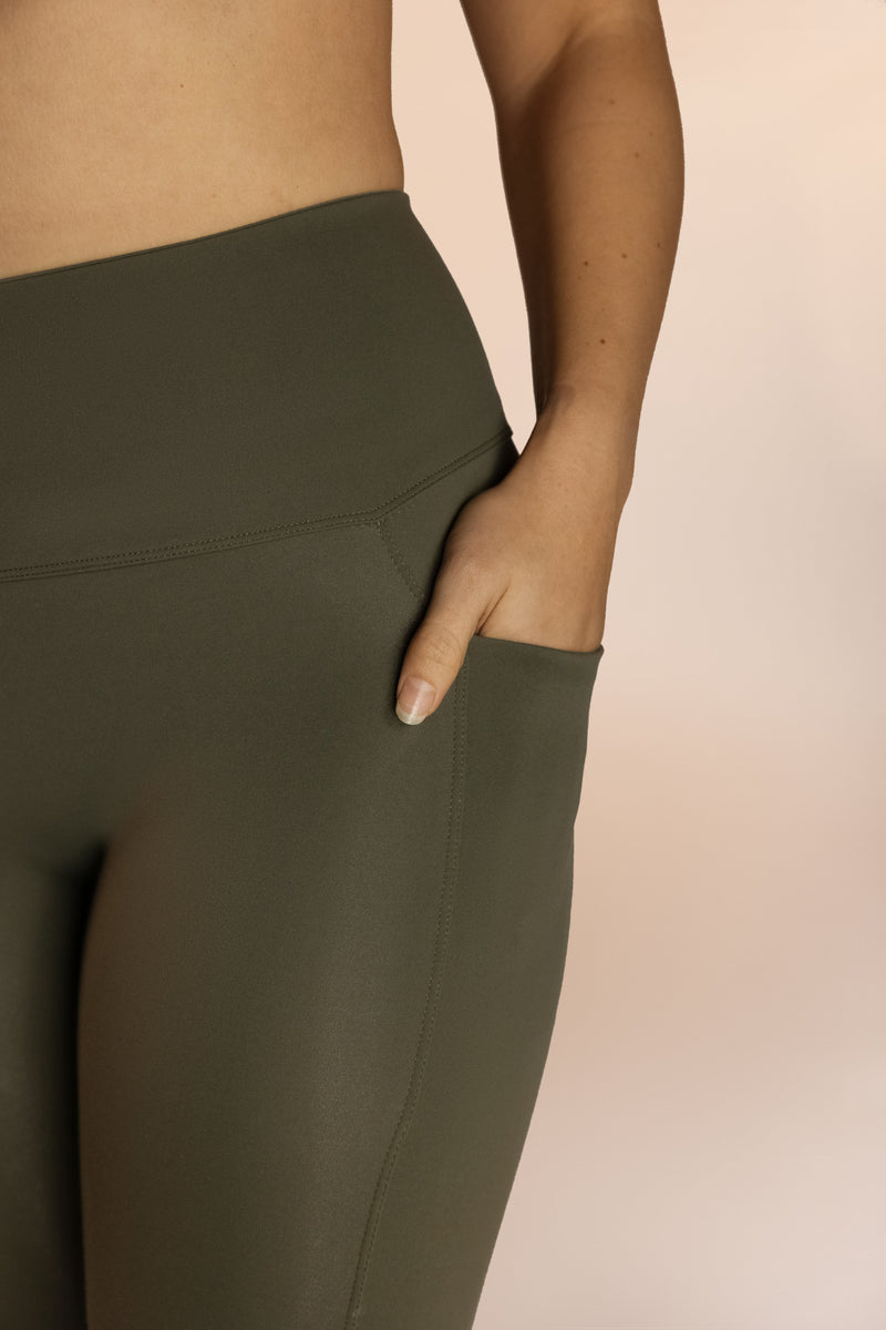 BETA TRAIL LEGGINGS | DARK MOSS